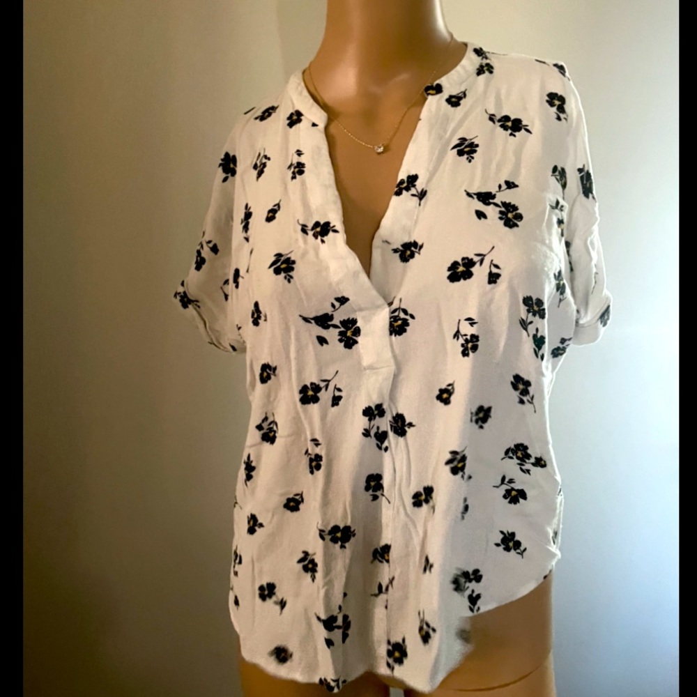 White blouse with black details